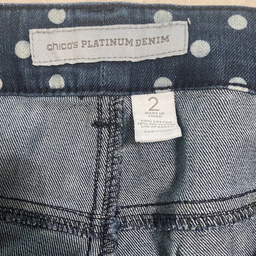 Chico's Platinum Denim Polka Dot Jeans Size 2 (12) - Picture 5 of 13